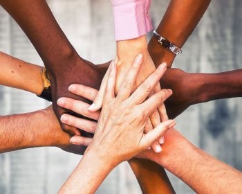 Danbury Collective, una Colaboración de Múltiples Partes Interesadas en Ayudar a que Todos los Niños y Familias Tengan Oportunidades de Triunfar
