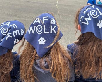Caminata para Apoyar al Centro para el Empoderamiento y Educación