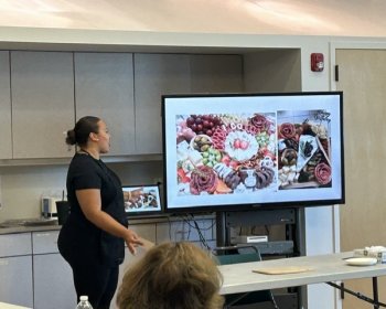 El Otoño Trae una Variedad de Actividades Divertidas y Educativas a Elmwood Hall